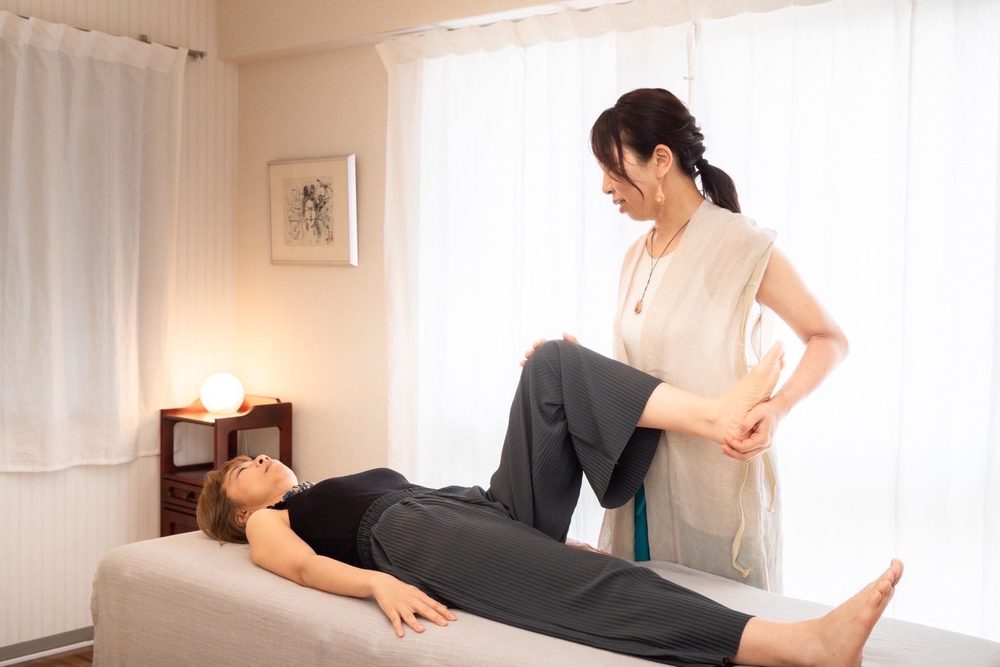 からだにやさしく触れる手技